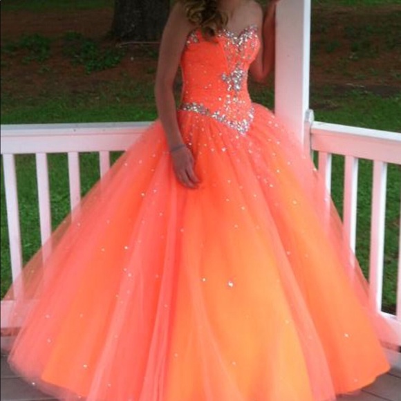 Mori Lee Prom Gown - Picture 1 of 2